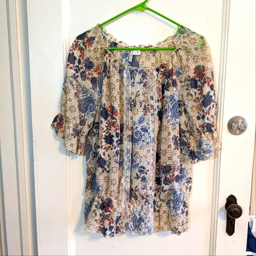 Women's Scoop neck Sheer Size L